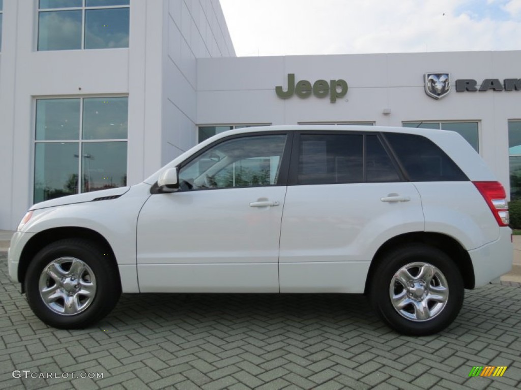 White Water Pearl 2011 Suzuki Grand Vitara Premium Exterior Photo #68156682
