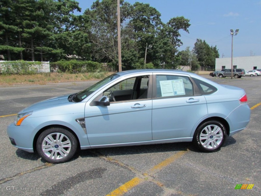 2008 Focus SE Sedan - Light Ice Blue Metallic / Medium Stone photo #4