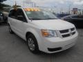 Stone White - Grand Caravan SE Photo No. 4