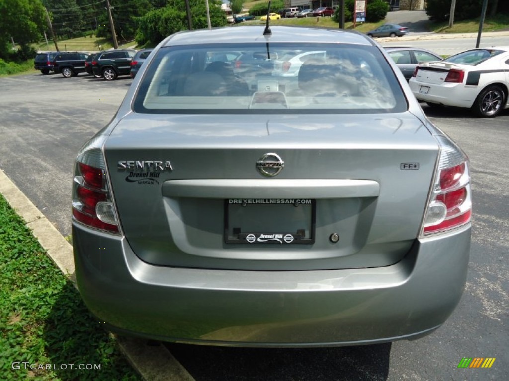 2009 Sentra 2.0 - Magnetic Gray / Charcoal photo #6