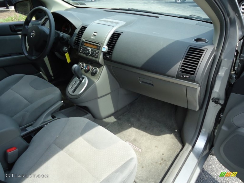 2009 Sentra 2.0 - Magnetic Gray / Charcoal photo #12
