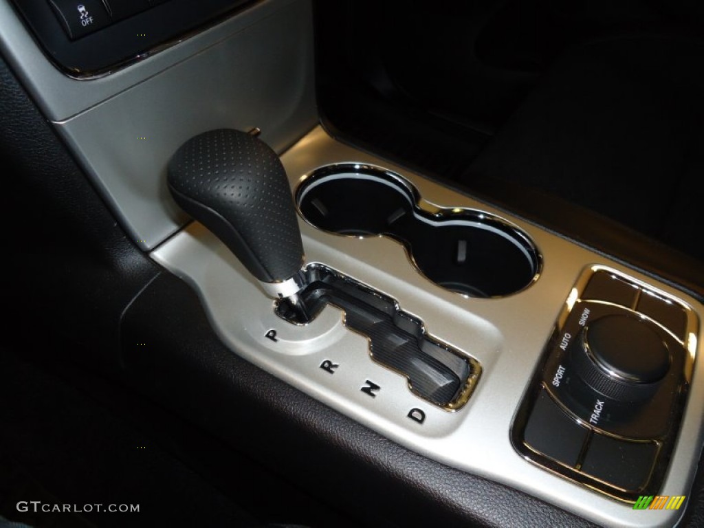 2012 Jeep Grand Cherokee SRT8 4x4 5 Speed Automatic Transmission Photo #68162085