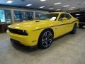 Stinger Yellow - Challenger SRT8 Yellow Jacket Photo No. 2