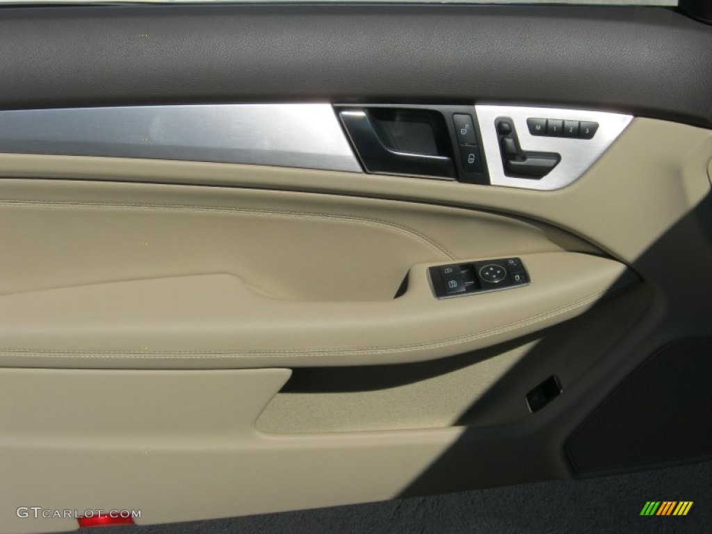 2013 Mercedes-Benz C 250 Coupe Controls Photo #68162571