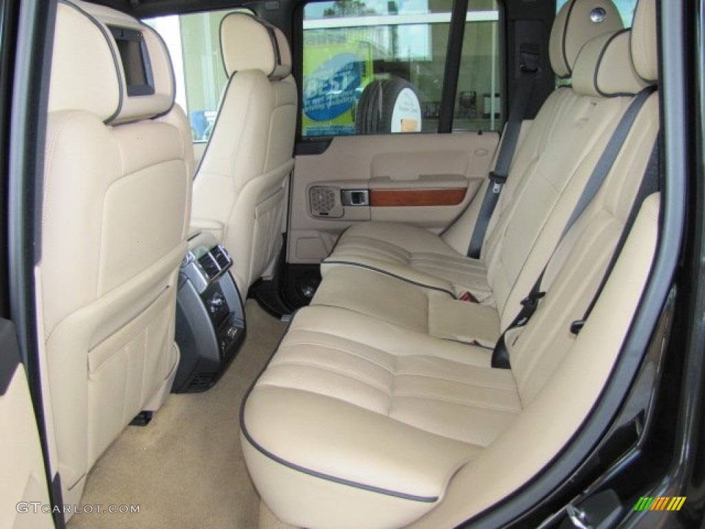2010 Land Rover Range Rover HSE Rear Seat Photo #68164117