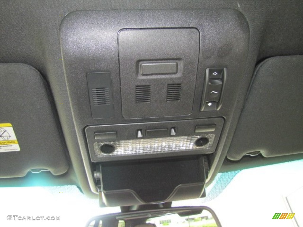 2010 Land Rover Range Rover HSE Controls Photo #68164299