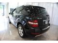 Black - ML 350 4Matic Photo No. 4