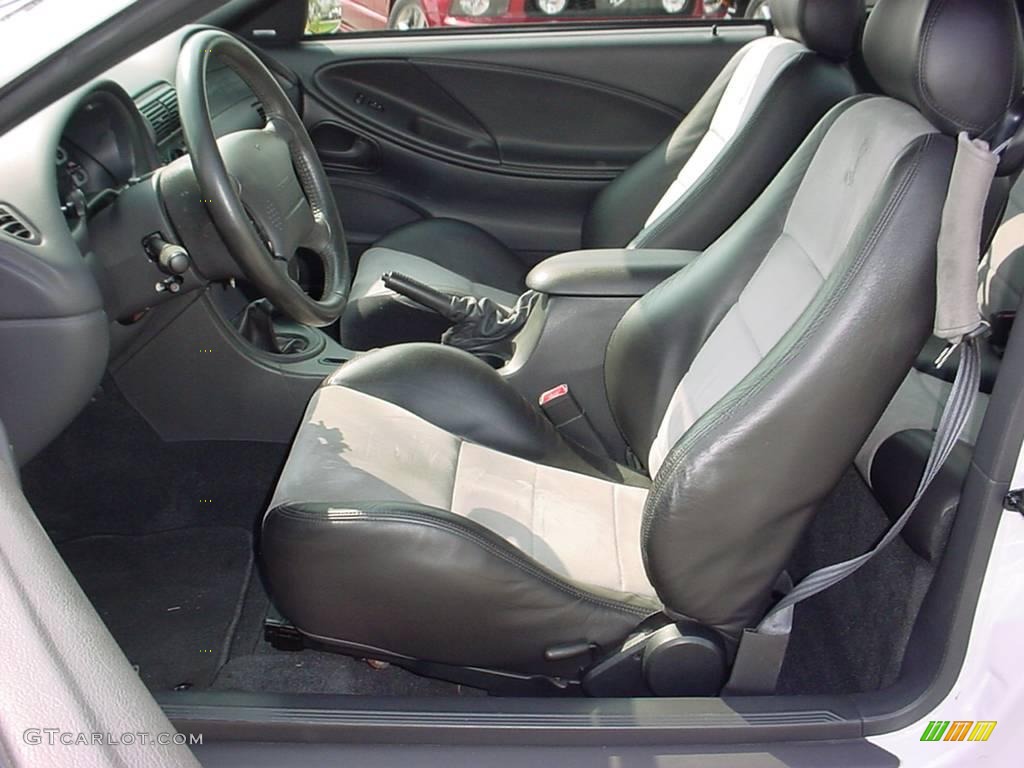 2003 Mustang Cobra Coupe - Oxford White / Dark Charcoal photo #10