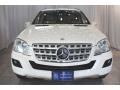 Arctic White - ML 350 4Matic Photo No. 2
