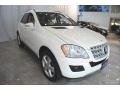 Arctic White - ML 350 4Matic Photo No. 7