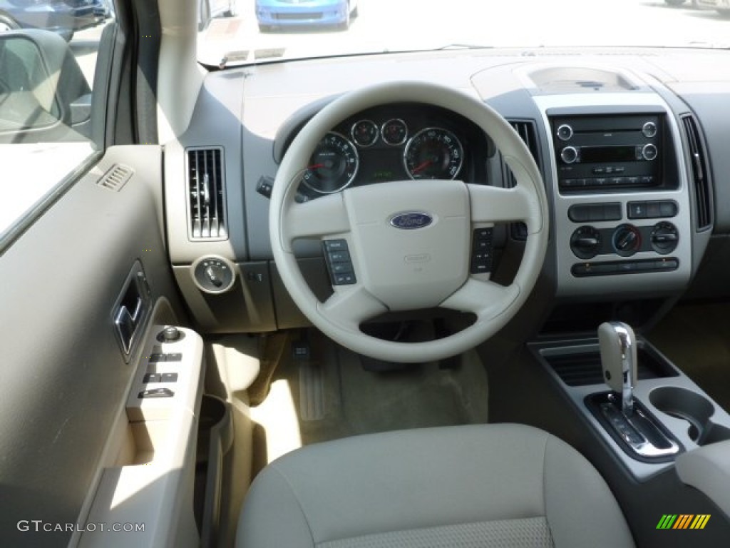 2009 Ford Edge SE Dashboard Photos