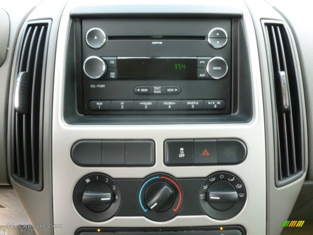 2009 Ford Edge SE Controls Photos