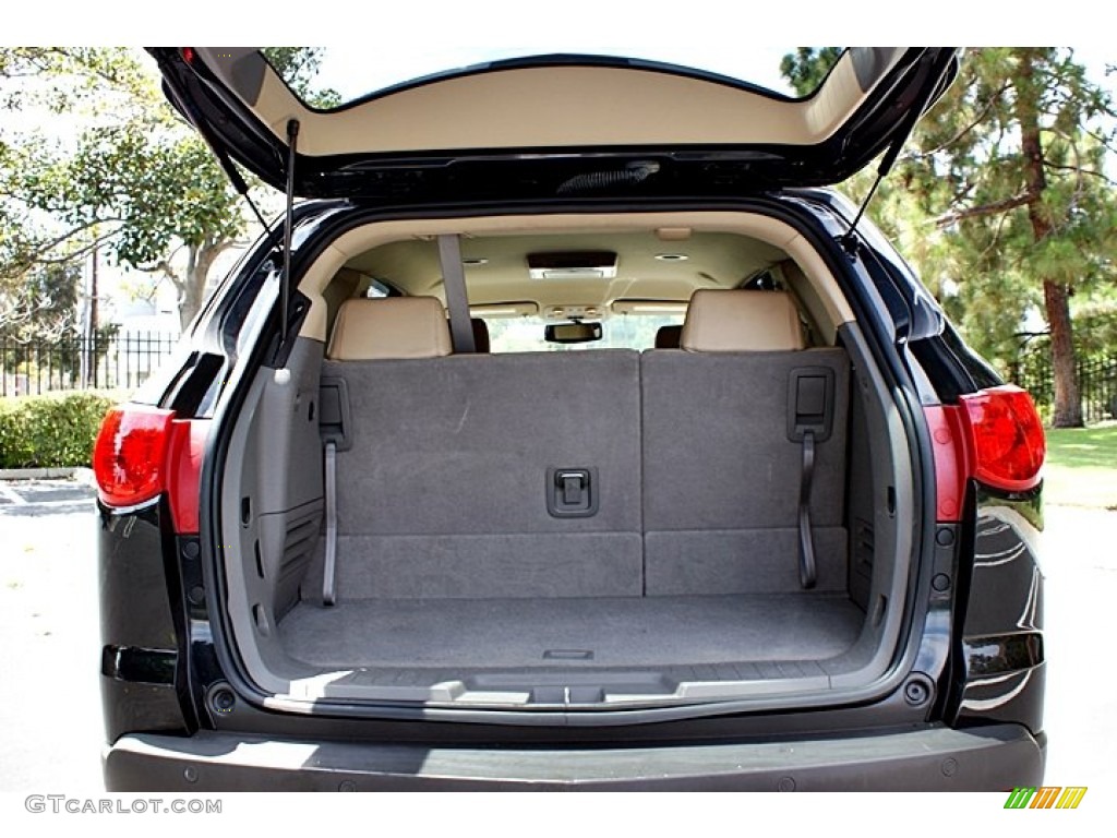 2009 Chevrolet Traverse LT Trunk Photo #68167038