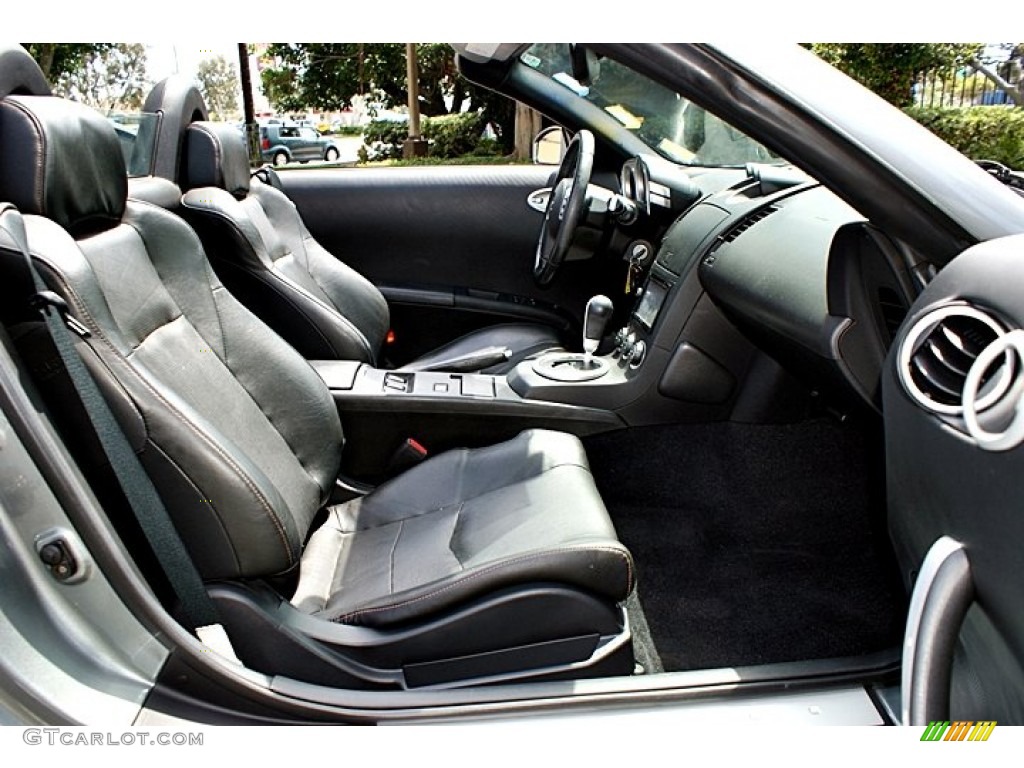 Charcoal Interior 2004 Nissan 350Z Touring Roadster Photo #68168166