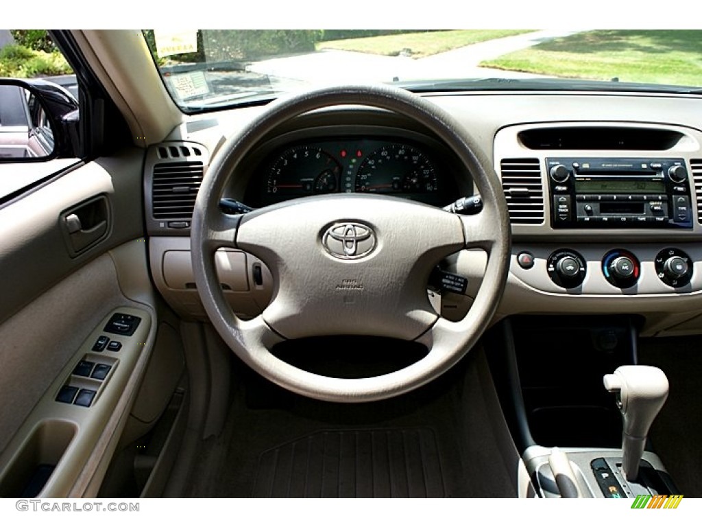 2002 Camry LE - Black Walnut Pearl / Taupe photo #19