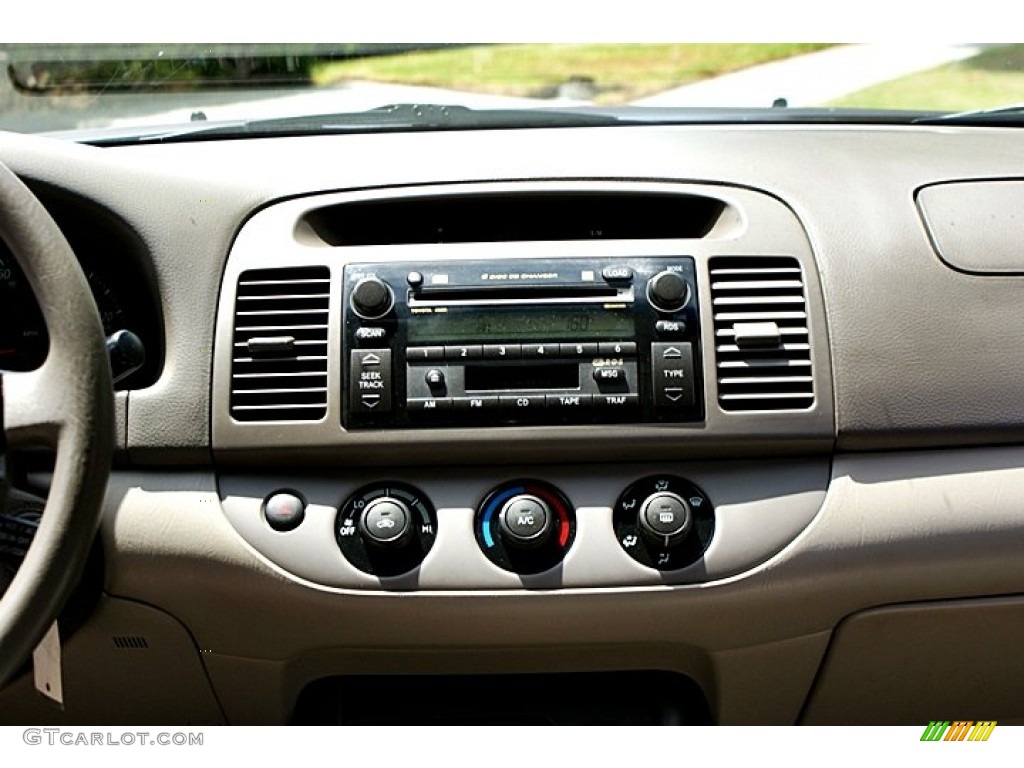 2002 Camry LE - Black Walnut Pearl / Taupe photo #22