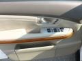 Crystal White - RX 330 AWD Photo No. 18