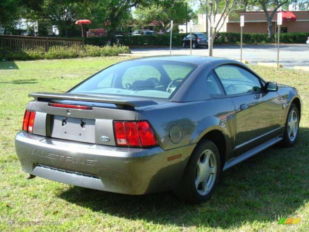 2004 Mustang V6 Coupe - Dark Shadow Grey Metallic / Medium Graphite photo #4