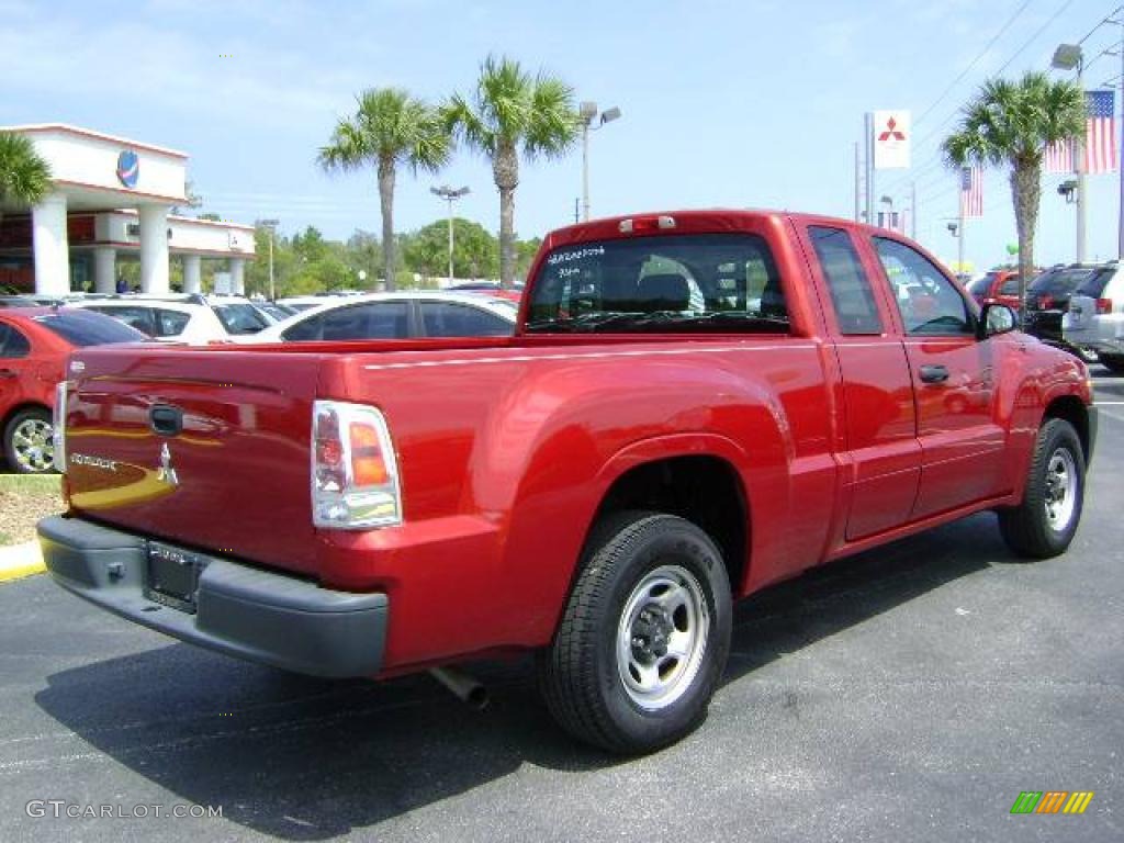 2006 Raider LS Extended Cab - Lava Red / Slate Gray photo #4