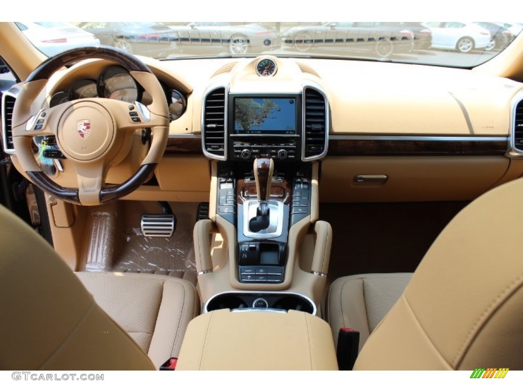 2013 Porsche Cayenne S Luxor Beige Dashboard Photo #68176764