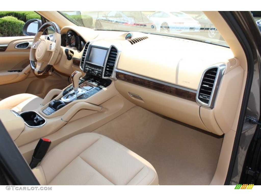 2013 Porsche Cayenne S Luxor Beige Dashboard Photo #68176908