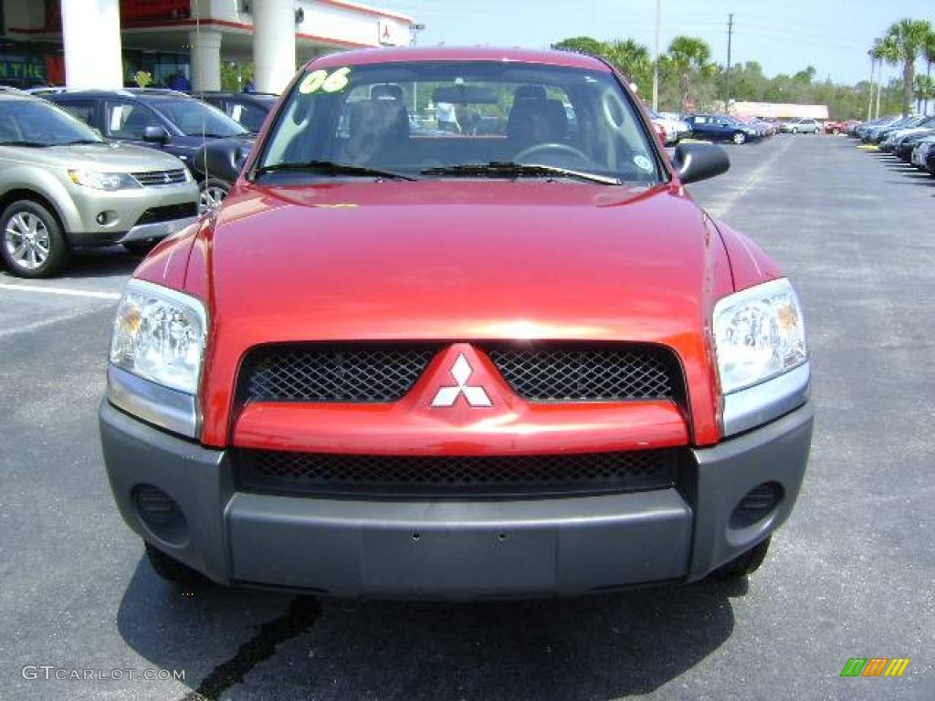 2006 Raider LS Extended Cab - Lava Red / Slate Gray photo #25