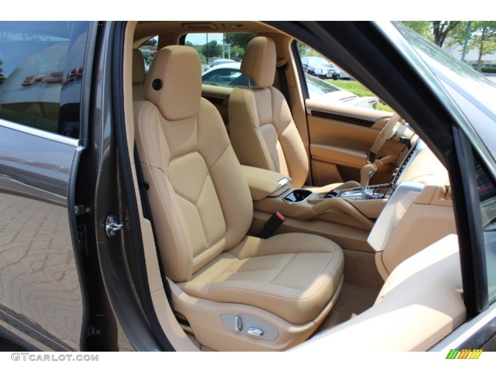 2013 Porsche Cayenne S Front Seat Photo #68176925