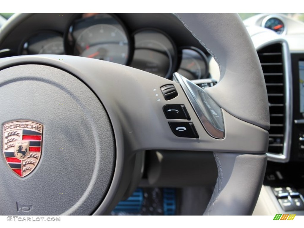 2012 Porsche Cayenne S Controls Photo #68178105