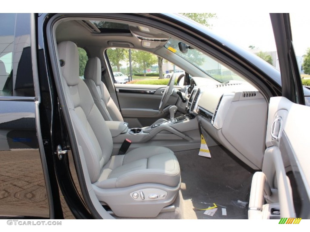 2012 Porsche Cayenne S interior Photo #68178186