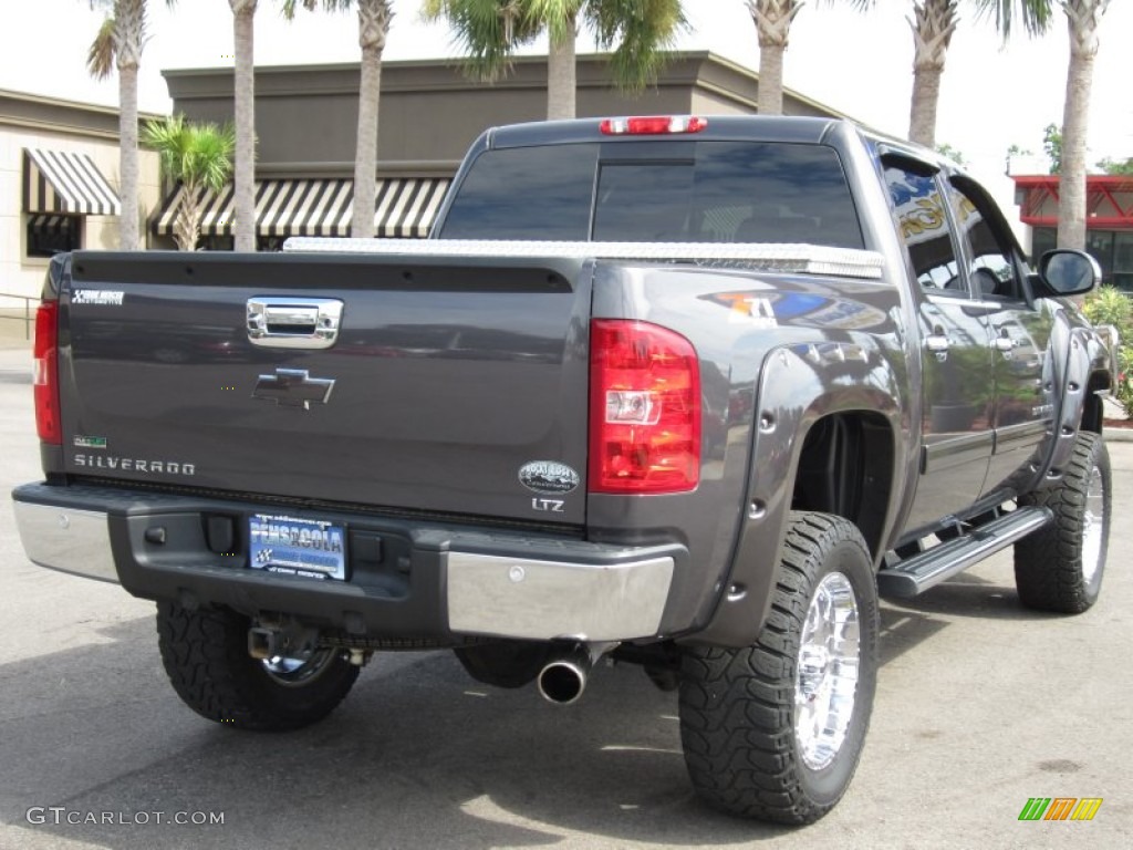 2010 Silverado 1500 LTZ Crew Cab 4x4 - Taupe Gray Metallic / Ebony photo #7