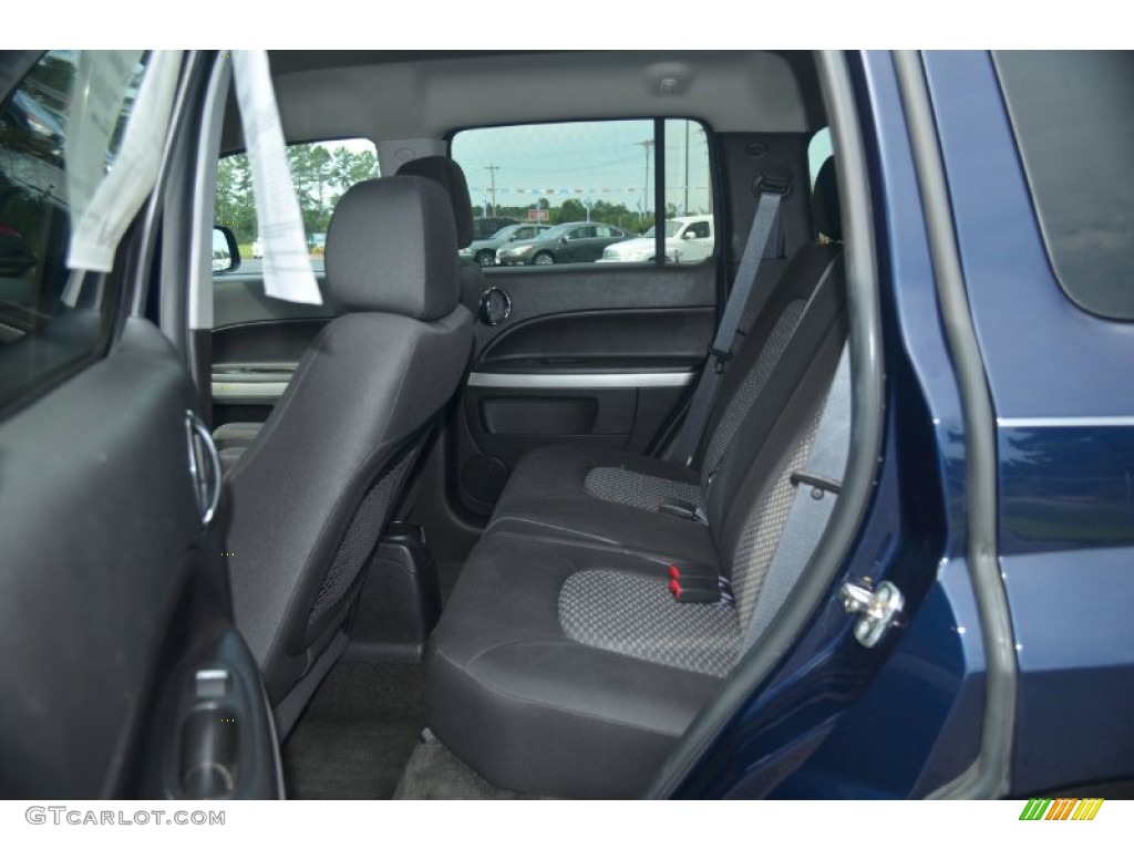 2011 HHR LS - Imperial Blue Metallic / Gray photo #12