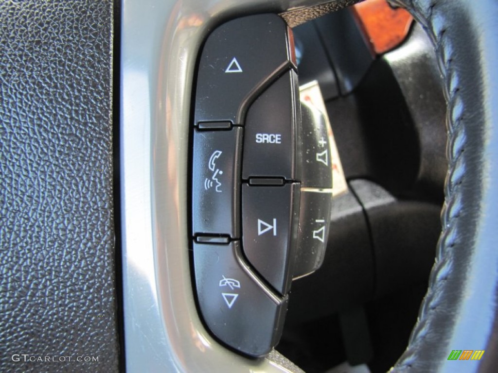 2009 GMC Sierra 3500HD SLT Crew Cab 4x4 Dually Controls Photo #68183184