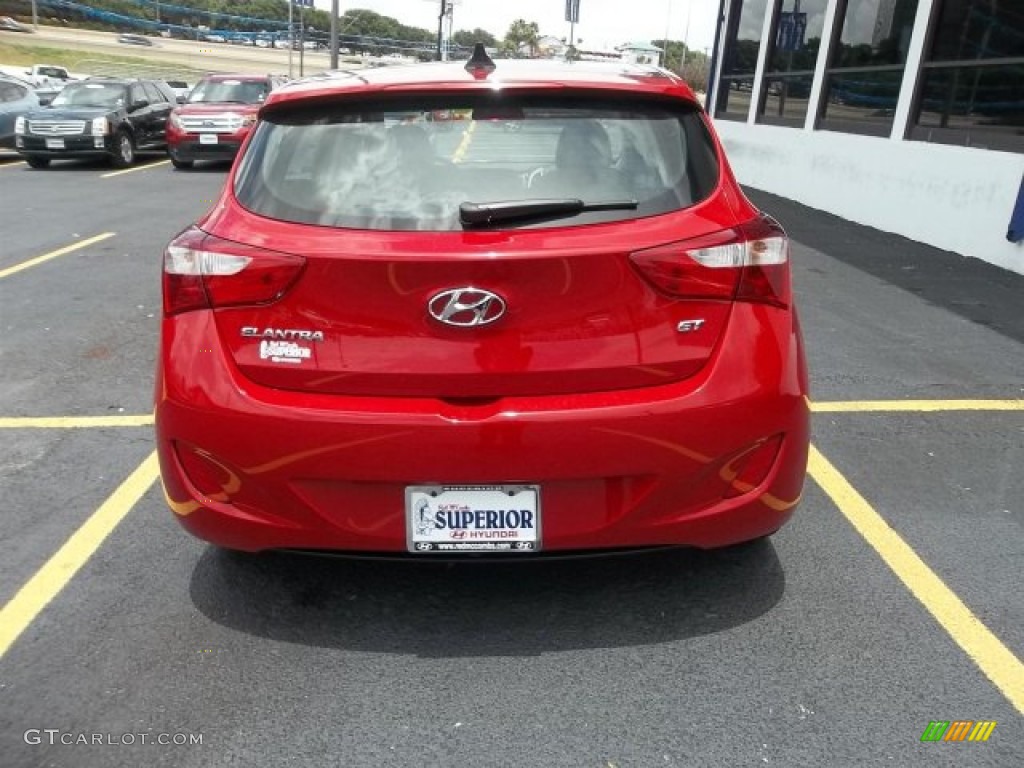 2013 Elantra GT - Volcanic Red / Black photo #3