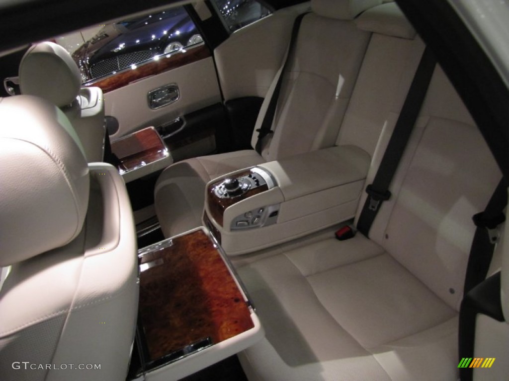 2011 Rolls-Royce Ghost Standard Ghost Model Rear Seat Photo #68184180