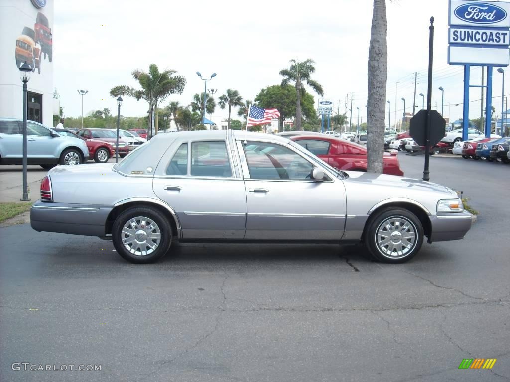 2006 Grand Marquis GS - Silver Birch Metallic / Medium Light Stone photo #2