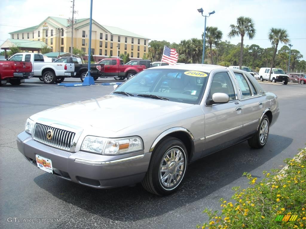 2006 Grand Marquis GS - Silver Birch Metallic / Medium Light Stone photo #7