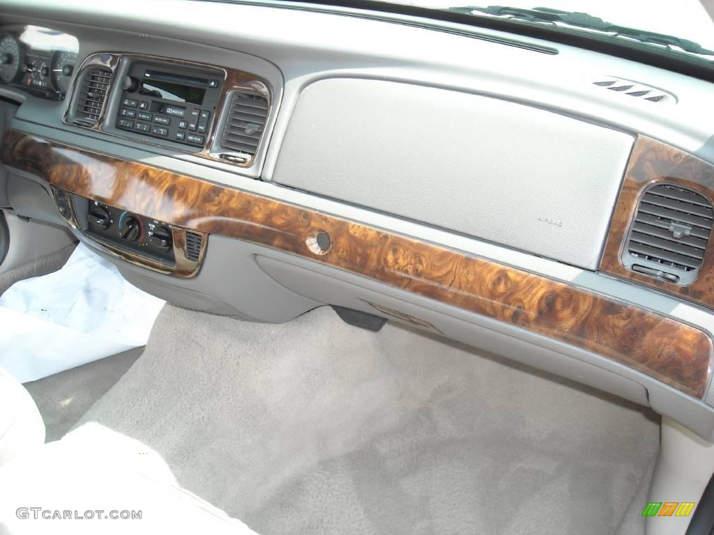 2006 Grand Marquis GS - Silver Birch Metallic / Medium Light Stone photo #18