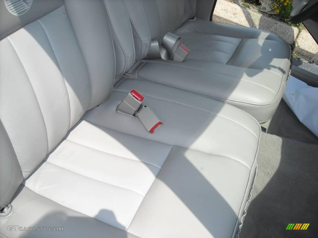 2006 Grand Marquis GS - Silver Birch Metallic / Medium Light Stone photo #19