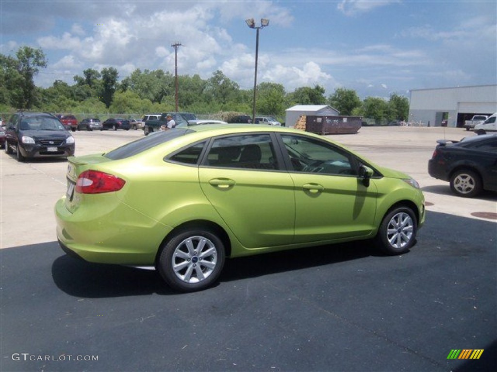 Lime Squeeze Metallic 2012 Ford Fiesta SE Sedan Exterior Photo #68189364