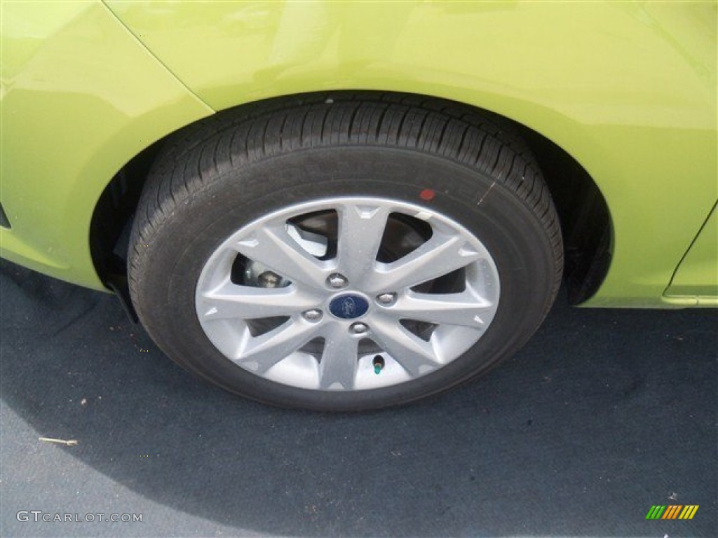 2012 Ford Fiesta SE Sedan Wheel Photo #68189394