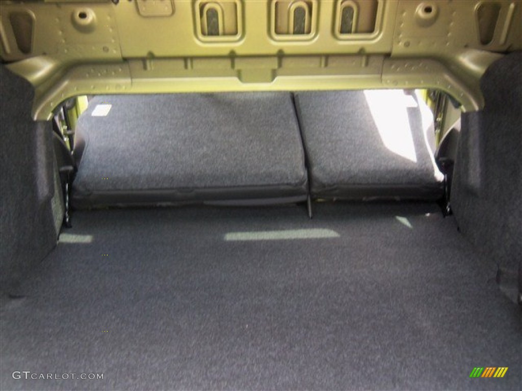 2012 Ford Fiesta SE Sedan Trunk Photo #68189493
