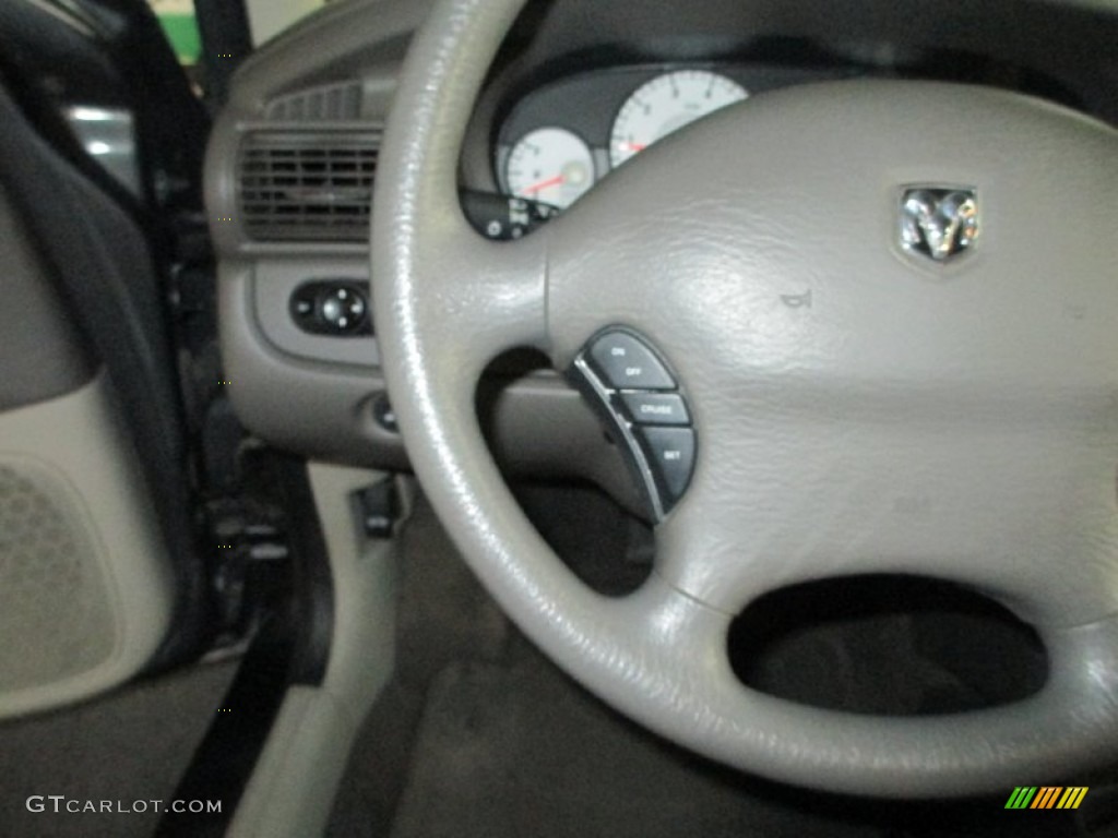 2005 Stratus SXT Sedan - Graphite Metallic / Dark Slate Gray photo #15