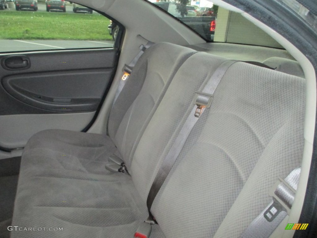 2005 Stratus SXT Sedan - Graphite Metallic / Dark Slate Gray photo #20