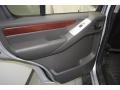 Silver Lightning Metallic - Pathfinder LE Photo No. 34