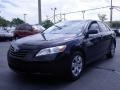 Black - Camry LE Photo No. 9
