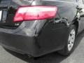 Black - Camry LE Photo No. 18