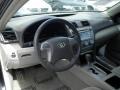 Black - Camry LE Photo No. 32