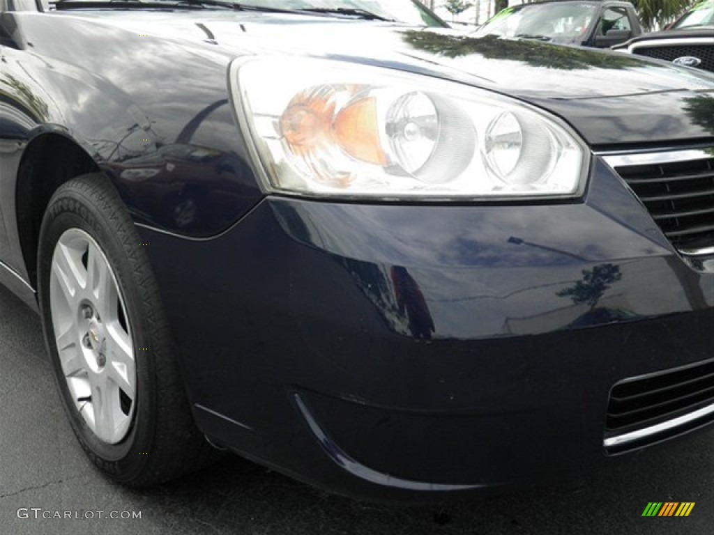 2006 Malibu LT V6 Sedan - Dark Blue Metallic / Titanium Gray photo #2