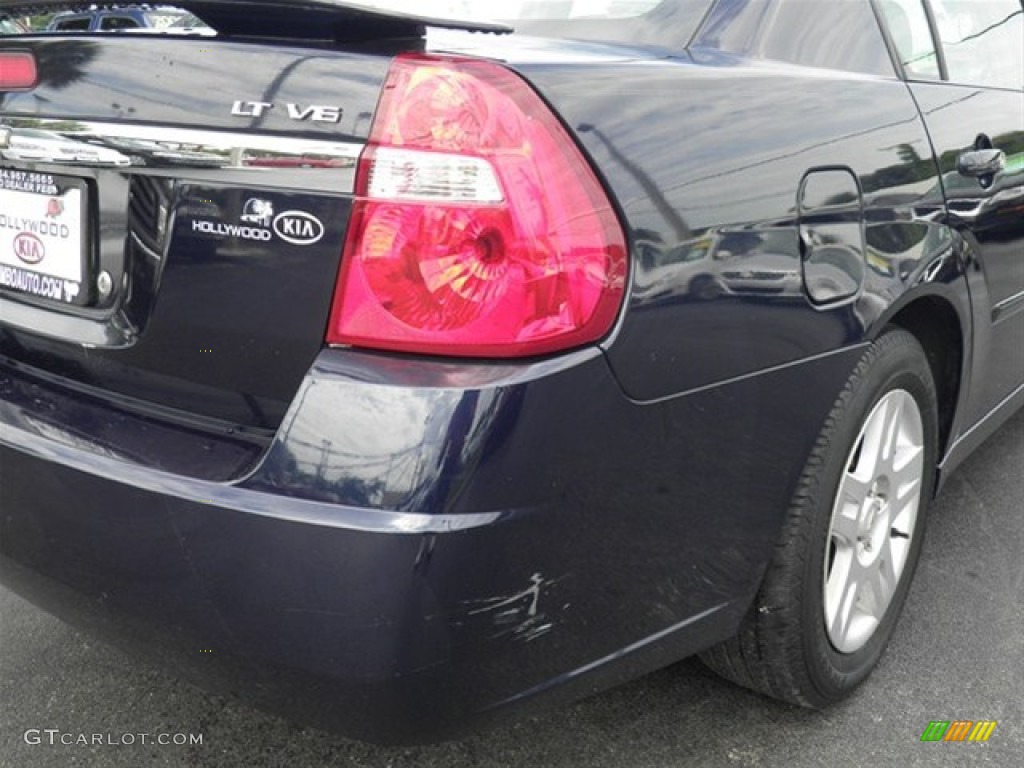2006 Malibu LT V6 Sedan - Dark Blue Metallic / Titanium Gray photo #16