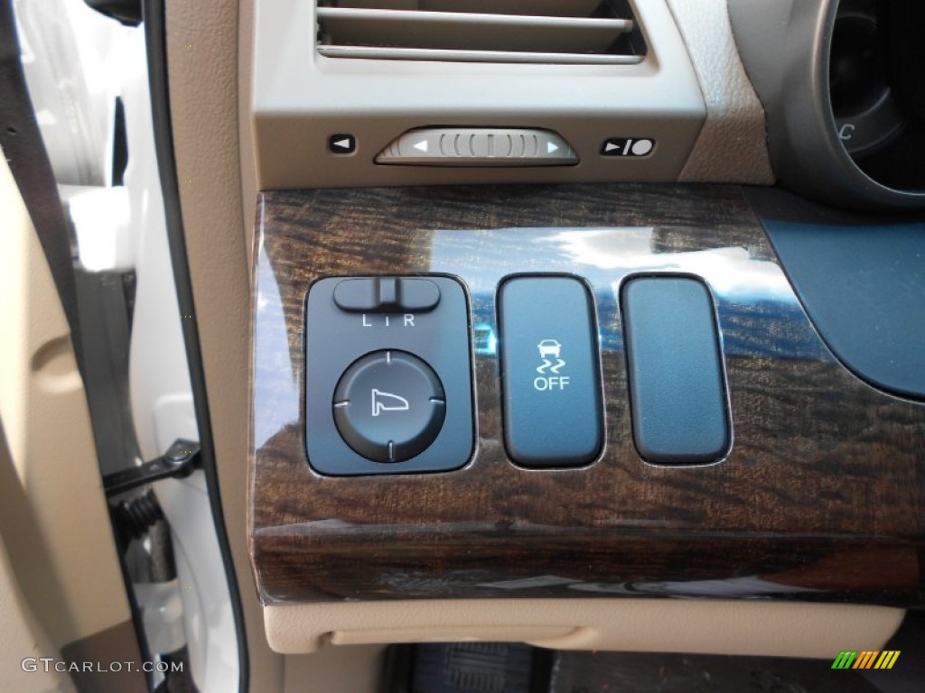2012 Acura MDX SH-AWD Technology Controls Photo #68201934